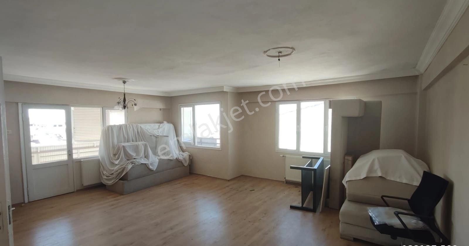 Balçova Fevzi Çakmak Satılık Daire DENİZ VE ORMAN MANZARALI ASANSÖRLÜ 165 M2 3+1 KLASİK DAİRE