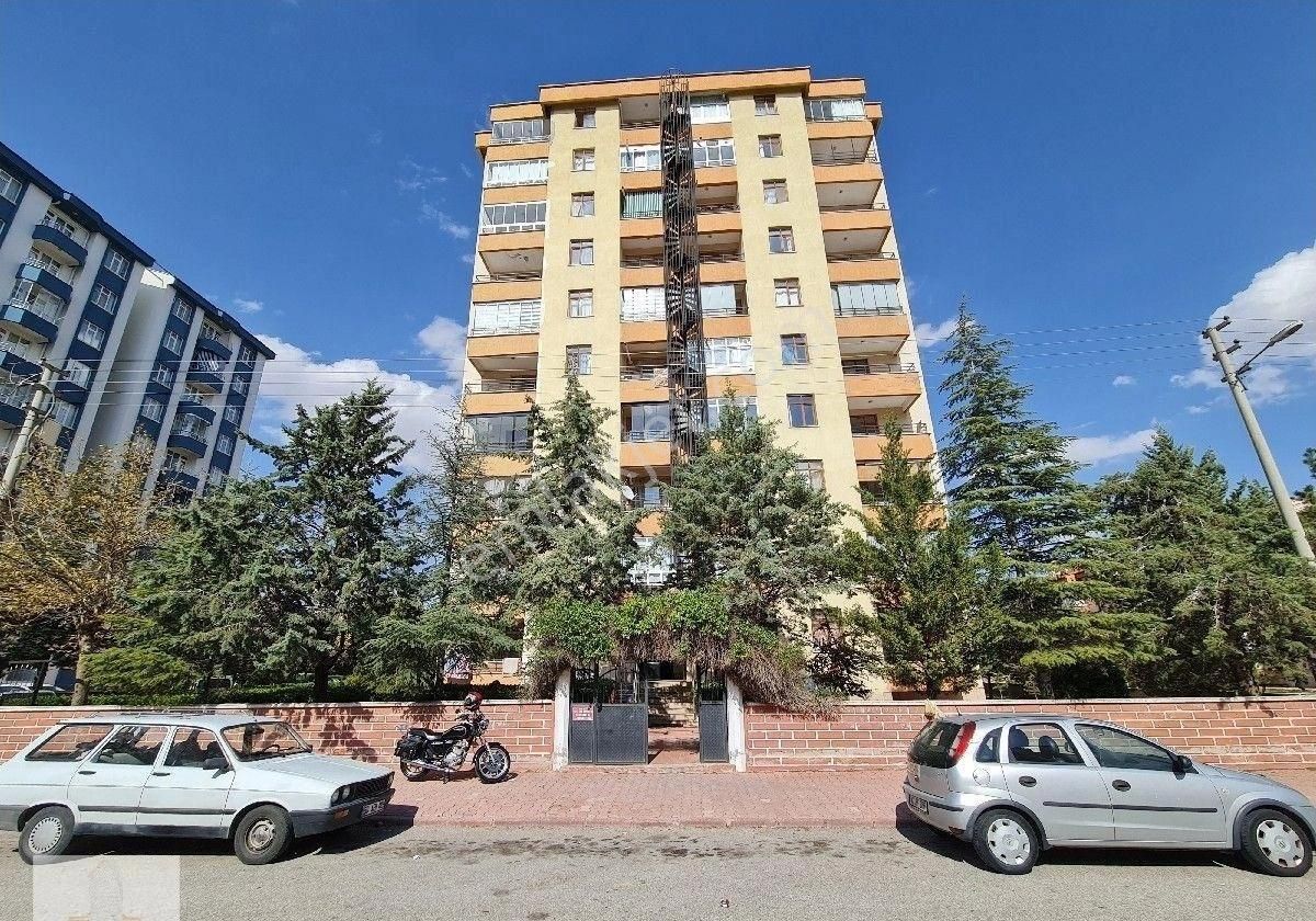 Selçuklu Bosna Hersek Kiralık Daire UĞUR EMLAKTAN SELÇUK ÜNİVERSİTESİ KAMPÜSÜNE YAKIN TEMİZ KİRALIK DAİRE