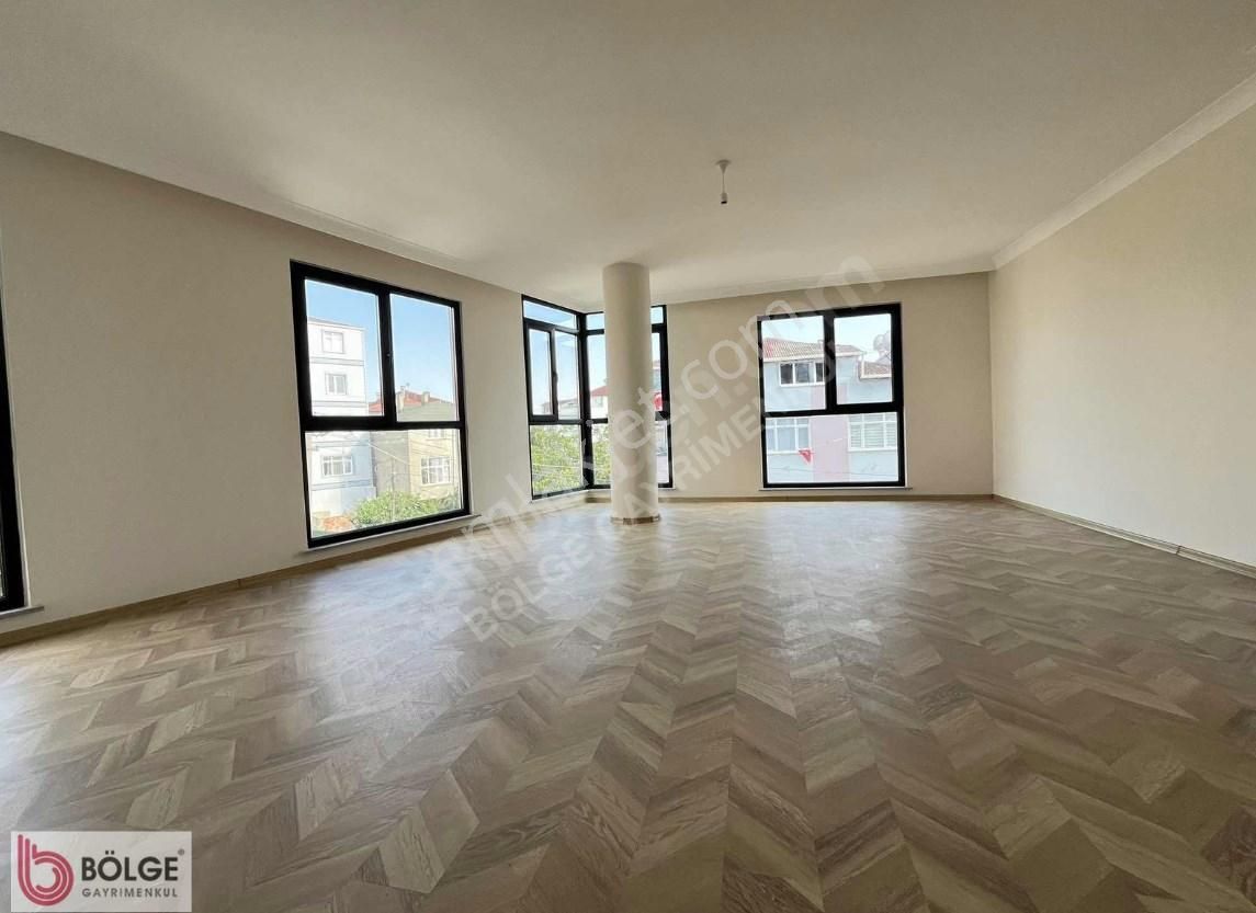 Gebze İstasyon Satılık Daire GEBZE MARMARAY DURAĞI İSTASYON CD YAKINI 3+1 150 M² ÇATI DUBLEKS