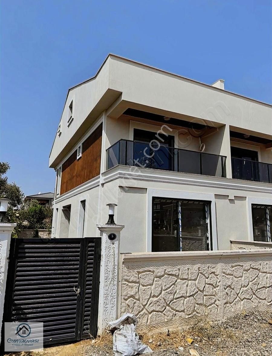 Menderes Mithatpaşa Satılık Villa CUMAOVASI EMLAKTAN MİTHATPAŞADA 4+1 LÜX VİLLA