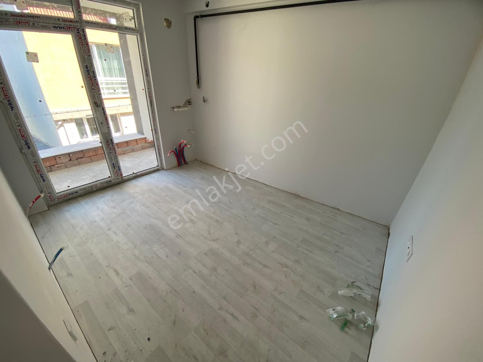 Odunpazarı Büyükdere Satılık Daire  SÜPER KONUM ESOGÜ 5 DK MESAFEDE BALKONLU 1+1 FIRSAT DAİRE BK-5