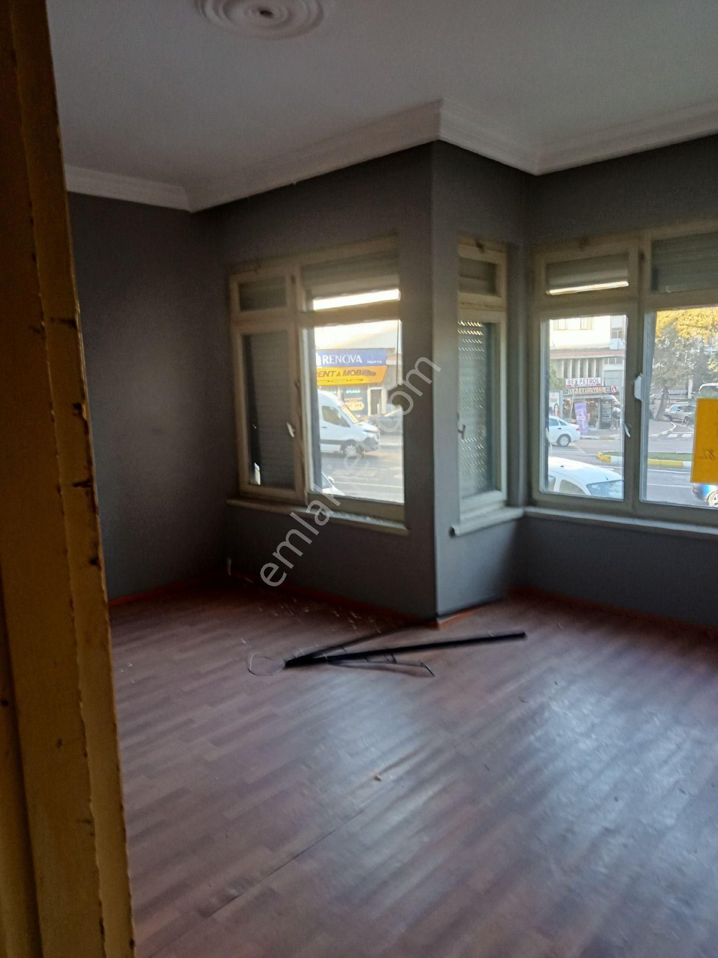 Süleymanpaşa Ertuğrul Kiralık Daire Tekirdağ'ın en güzel mevkiinde kiralık iş yeri yada öğrenciye ve geniş aileye daire