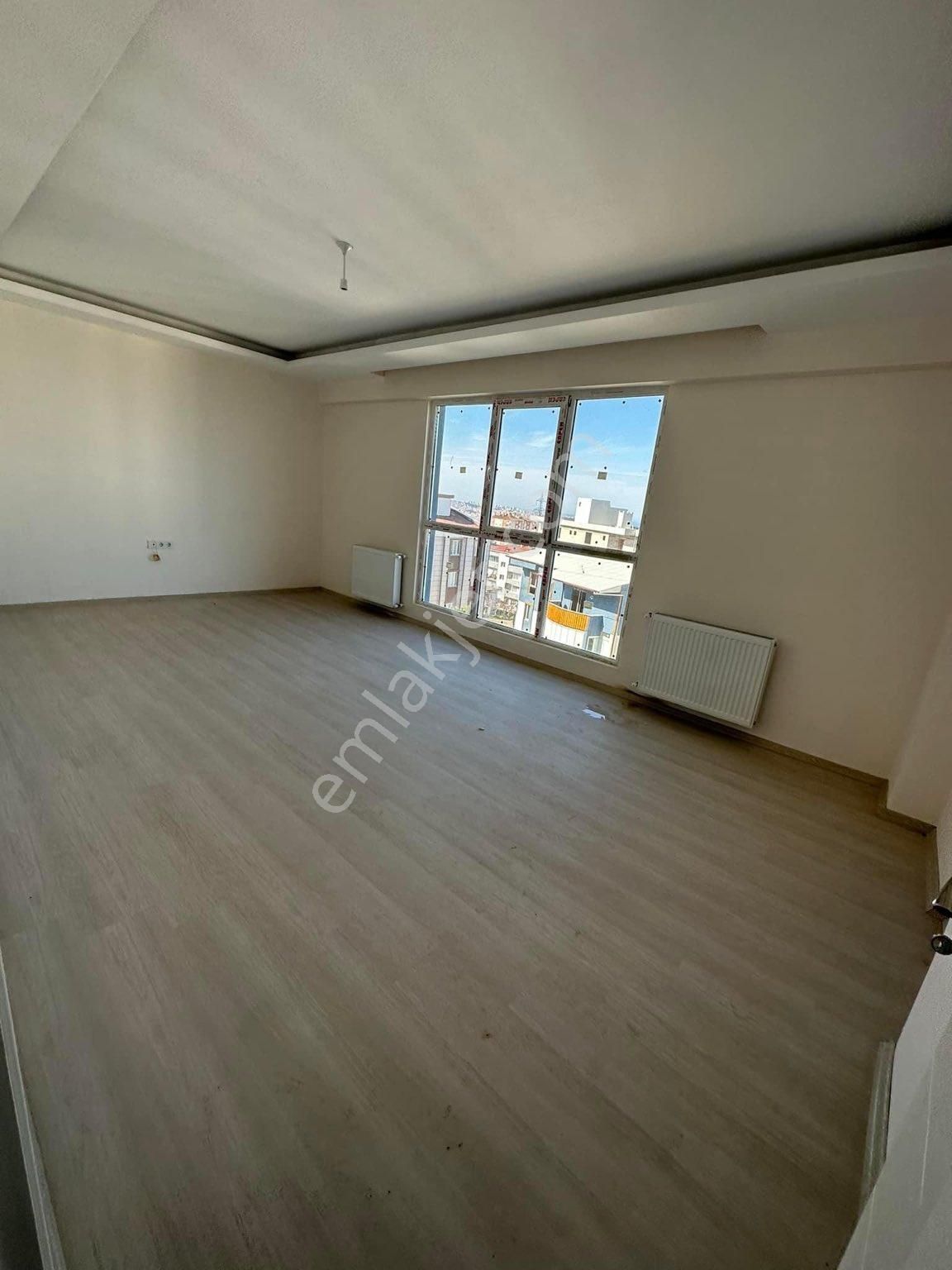 İlkadım Tepecik Satılık Daire  EVİM-NUR'DAN TEPECİK MAH 3+1 150m2 LUX FIRSAT DAİRE