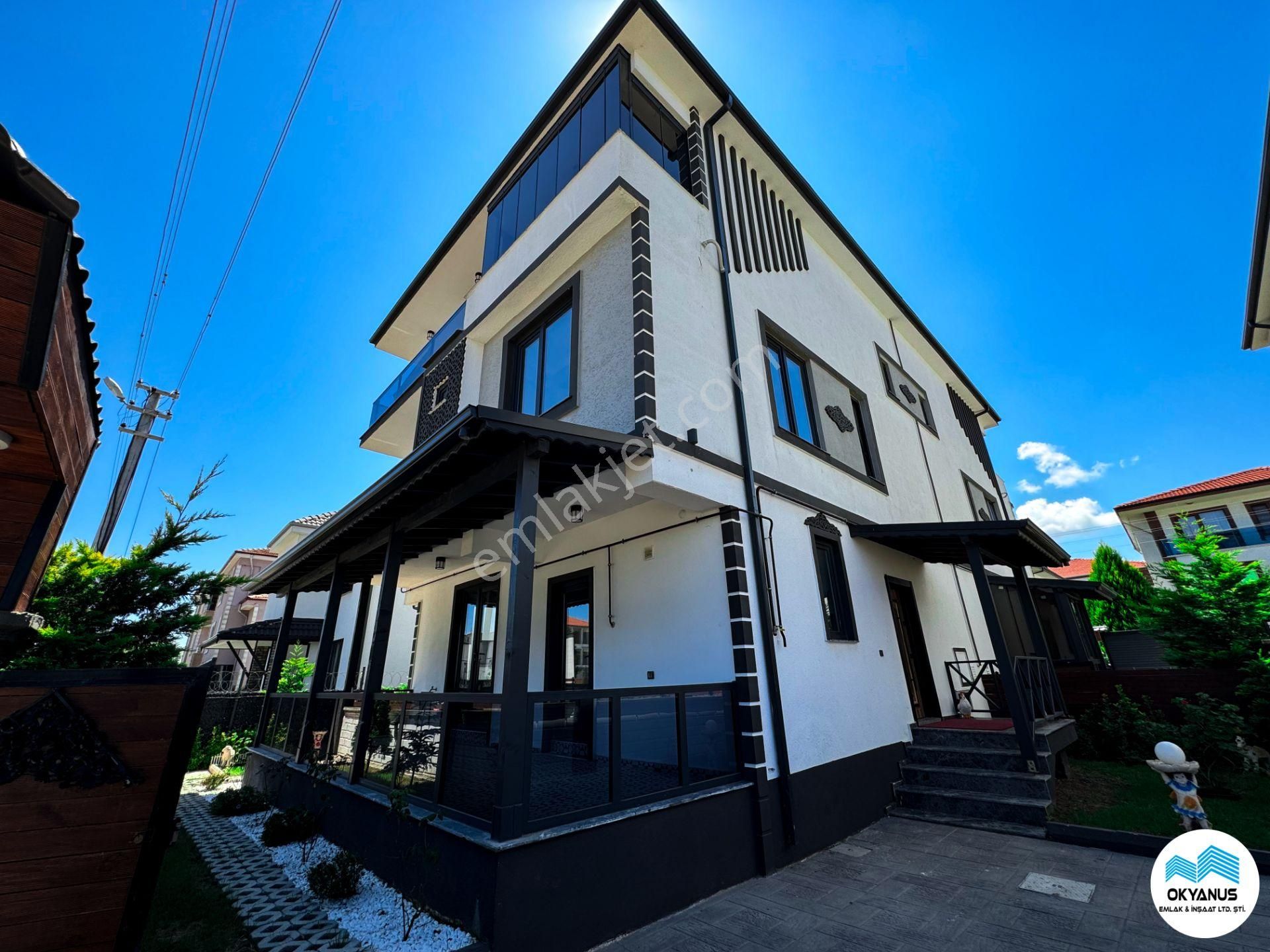 Karasu Kabakoz Satılık Villa  SAKARYA/KARASU de müstakil bahçeli 5+2 sıfır villa 