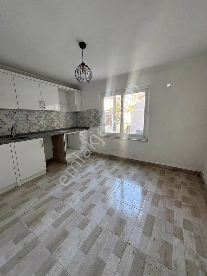 Alanya Çarşı Kiralık Daire KALE YAMACINDA 1+1 AYRI MUTFAKLI KİRALIK DAİRE EBEVEYN BANYOLU