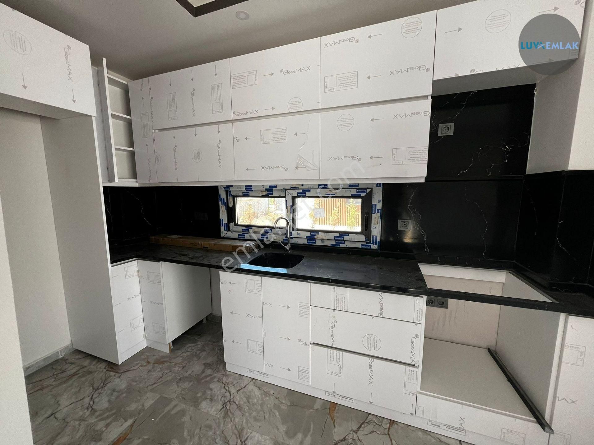 Didim Akbük'te Özel Bahçeli Müstakil Havuzlu 3+1 Sıfır Müstakil Villa - Görsel 8