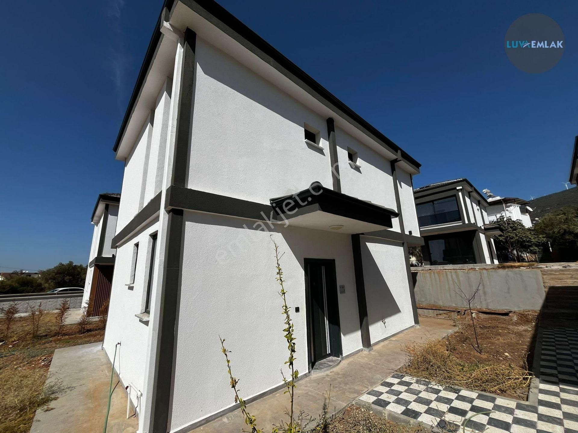 Didim Akbük'te Özel Bahçeli Müstakil Havuzlu 3+1 Sıfır Müstakil Villa - Görsel 4