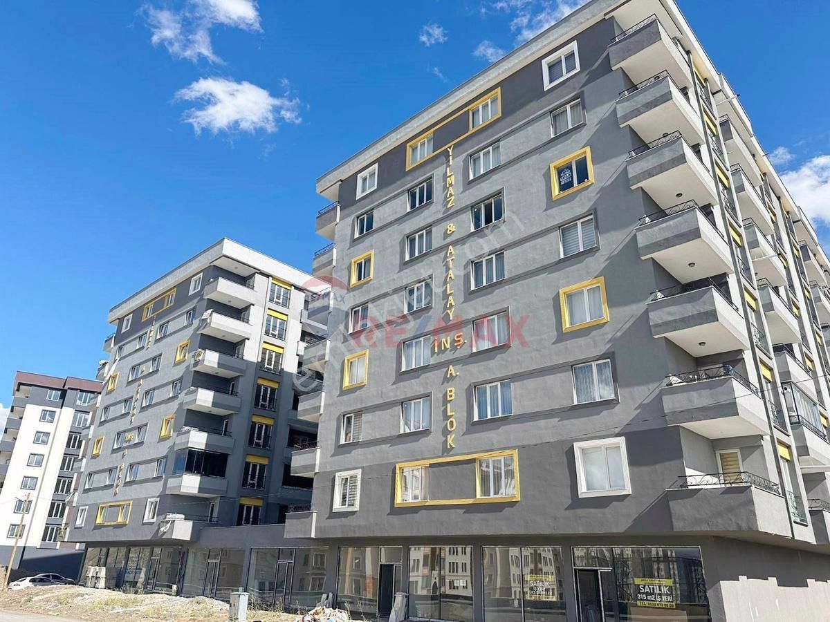 Palandöken Abdurrahman Gazi Satılık Daire Remax Penta 'dan Abdurrahman Gazi 'de Satılık 3+1 Daire