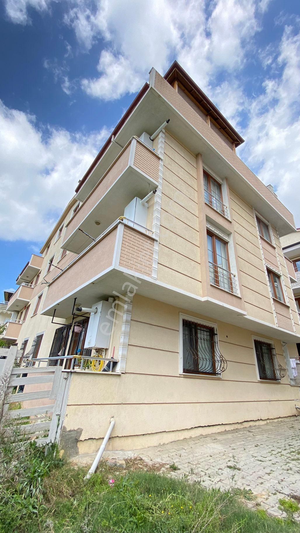 Darıca Bayramoğlu Satılık Daire EGE GAYRIMENKUL DEN SATILIK 3+1 ARAKAT 125m2