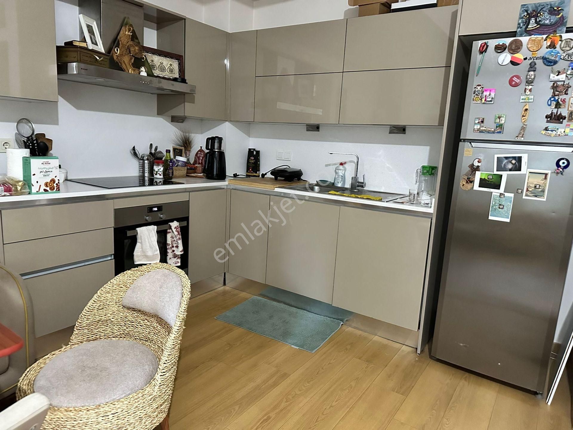 Kadıköy Dumlupınar Kiralık Daire  SAĞLAMDAN KADIKÖY DUMLUPINAR'DA KİRALIK 2+1 DAİRE EŞYALI