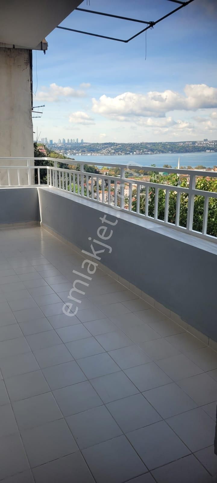 Beykoz Gümüşsuyu Kiralık Daire  BEYKOZ GÜMÜŞSUYUNDA 2+1 DAİRE 90M2 ARAKAT DAİRE