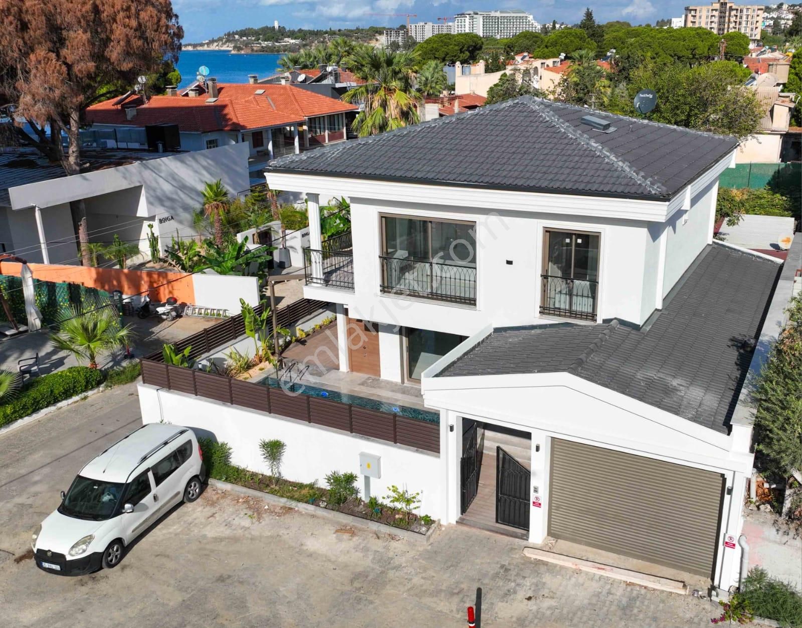 Kuşadası Yavansu Satılık Villa  DENİZE 100 METRE ÖZEL SATILIK VİLLA