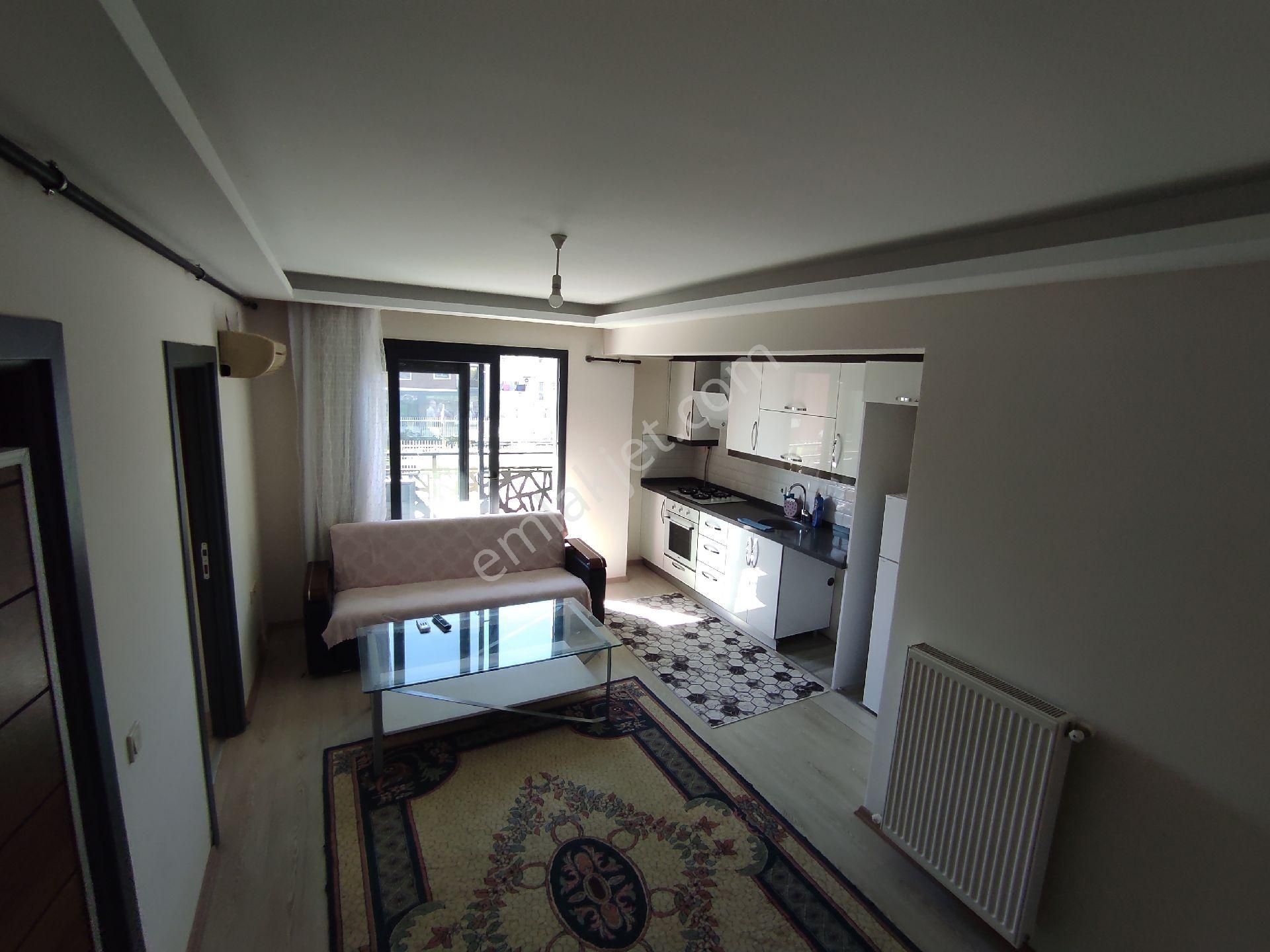 Balatçık Katip Çelebi Üniversitesi Ve İzbana Yakın 1+1 Eşyalı Daire