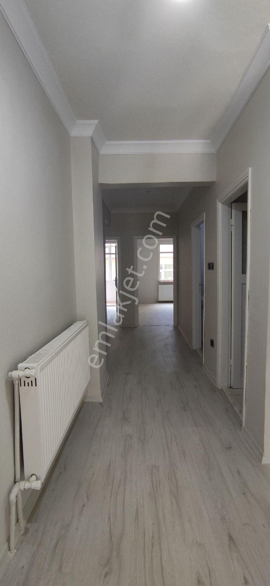 Güngören Akıncılar Kiralık Daire Güngören Akıncılar mehallesi nde kiralık 2+1 2. kat temiz masrafsız daire