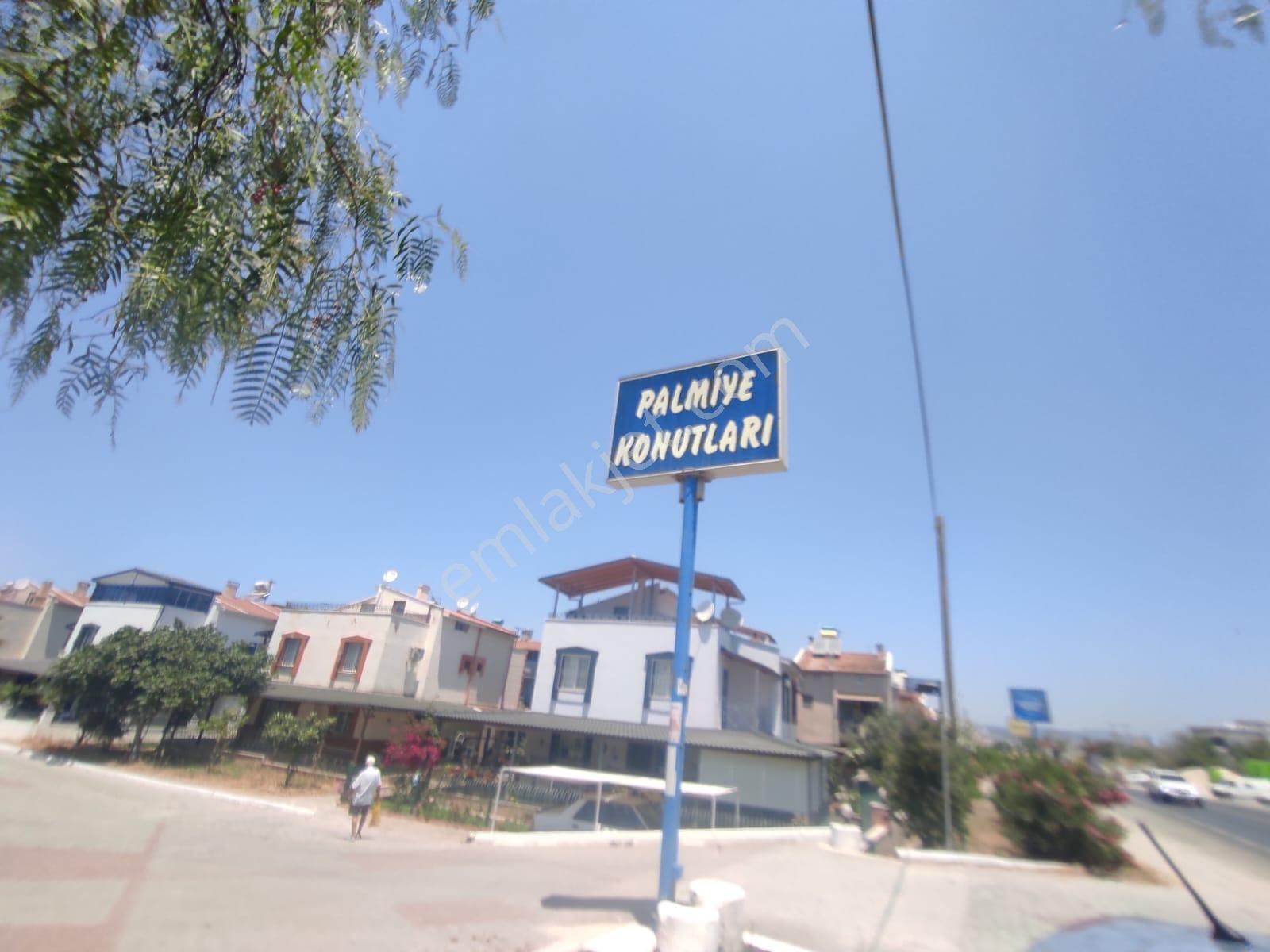 Kuşadası Karaova Kiralık Villa  Kuşadası / Karaova mah. mevkiinde denize yakın eşyalı kiralık tribleks villa