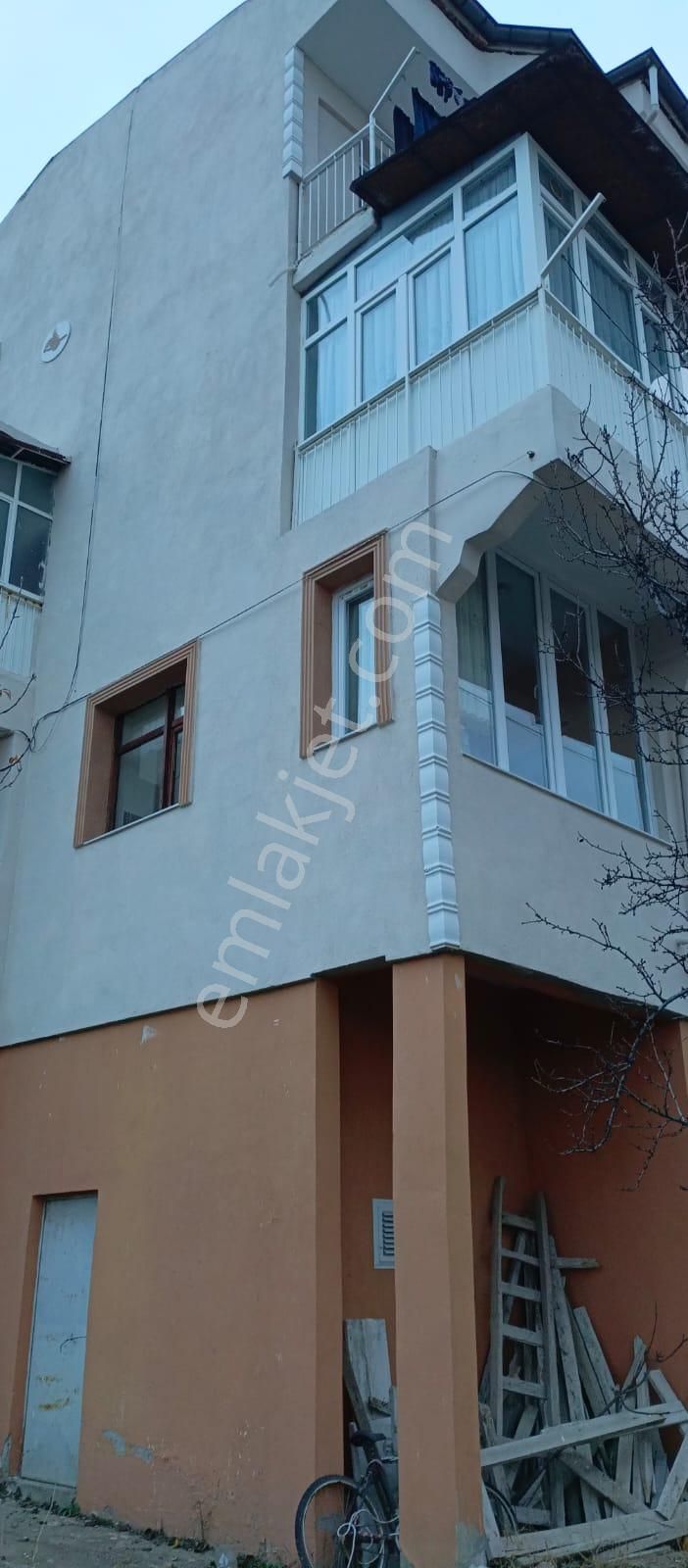 Bedestenlioğlunda Bodrum + 2katlı 2bağımsız Daireli 410m2 Arsalı - Görsel 14