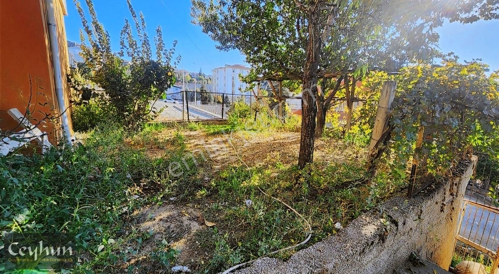 Tokat Merkez Bedestenlioğlu Satılık Bina BEDESTENLİOĞLUNDA BODRUM + 2KATLI 2BAĞIMSIZ DAİRELİ 410M2 ARSALI