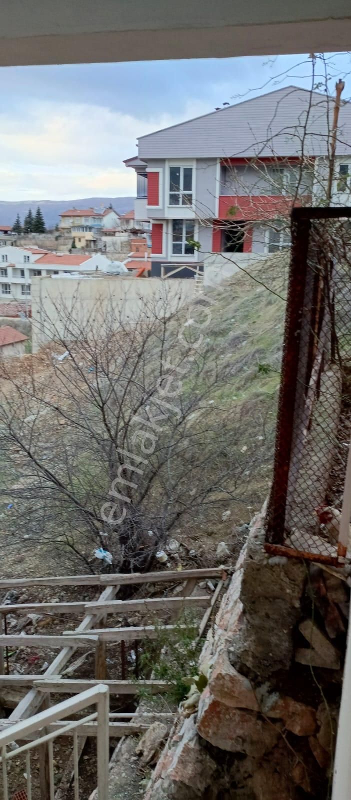 Bedestenlioğlunda Bodrum + 2katlı 2bağımsız Daireli 410m2 Arsalı - Görsel 4