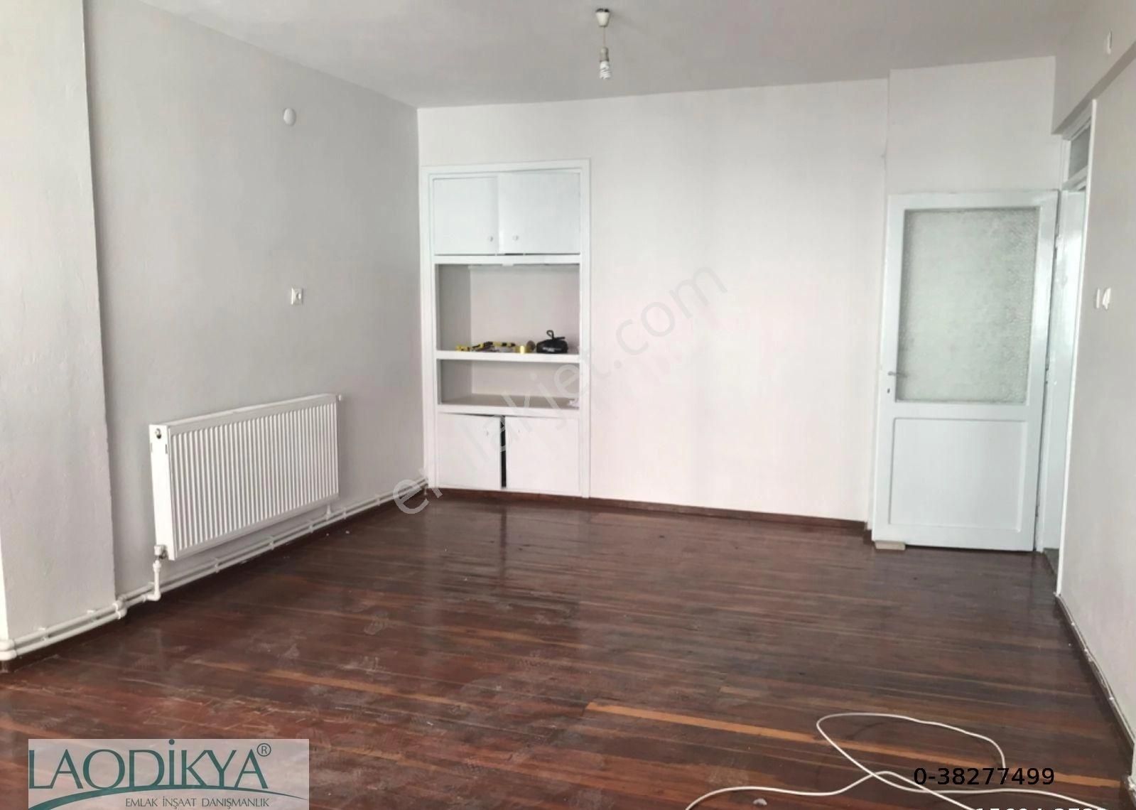 Pamukkale Hacıkaplanlar Kiralık Daire LAODİKYA EMLAKTAN HACIKAPLANLAR MAHALLESİNDE  3+1 130 M2 KİRALIK DAİRE