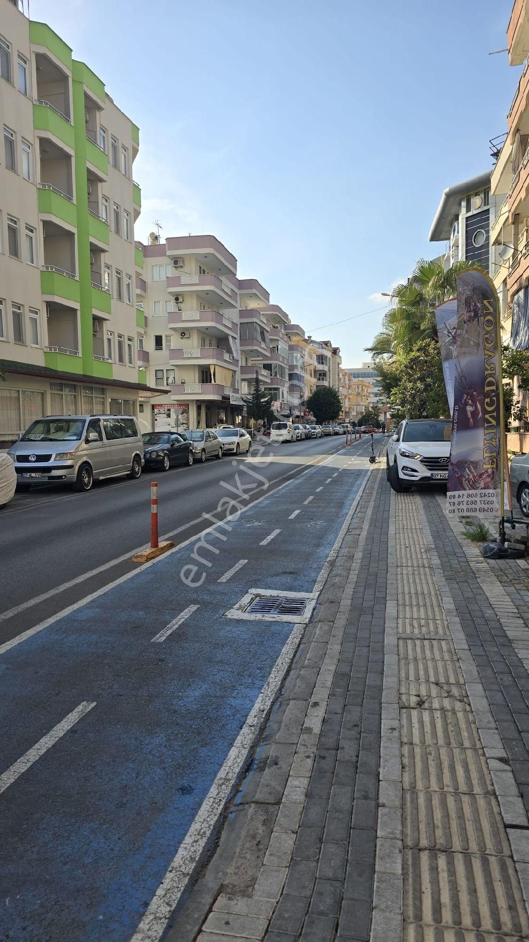 Alanya Kızlar Pınarı Kiralık Dükkan & Mağaza KIZLAR PİNARİ MAHALLESİNDE USLEK CADDE UZERİ OTOGARA YAKİN 100 M2 KİRALİK DUKKAN 