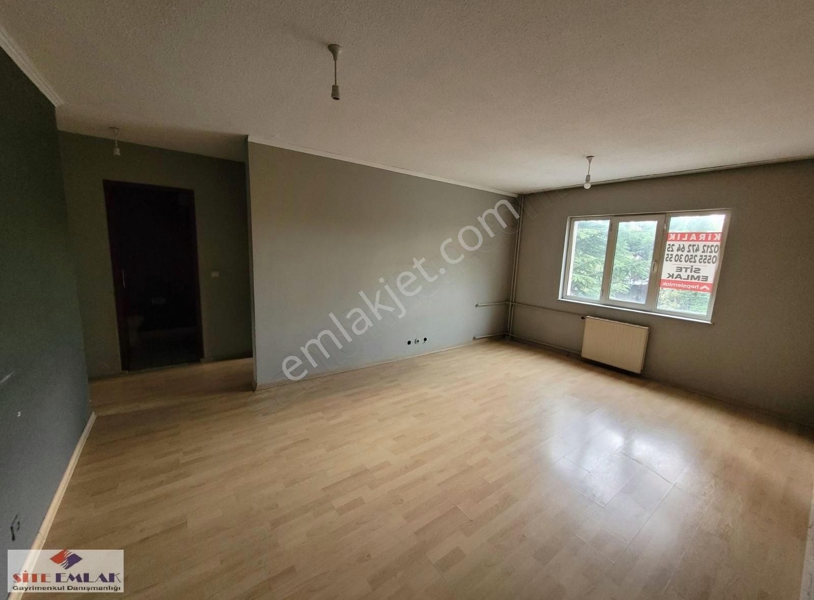 Küçükçekmece Atakent Kiralık Daire Atakent 2.Etap Koru'da 66m2 Arenapark'a Yakın 2+1 Kiralık Daire