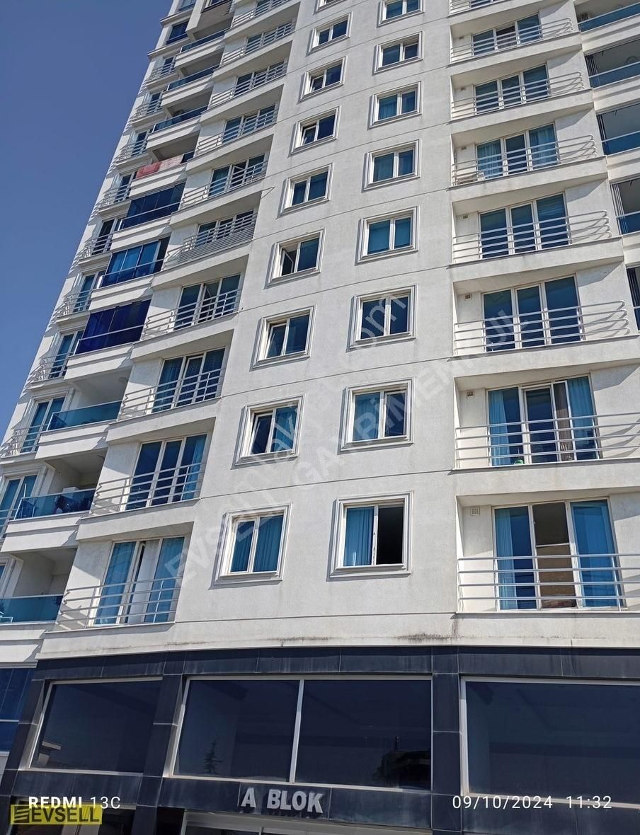 Kartal Yakacık Yeni Kiralık Daire EVSELL DEN PANORAMA TOWERS SİTESİNDE 124 M2 LÜX DEKORLU 2+1