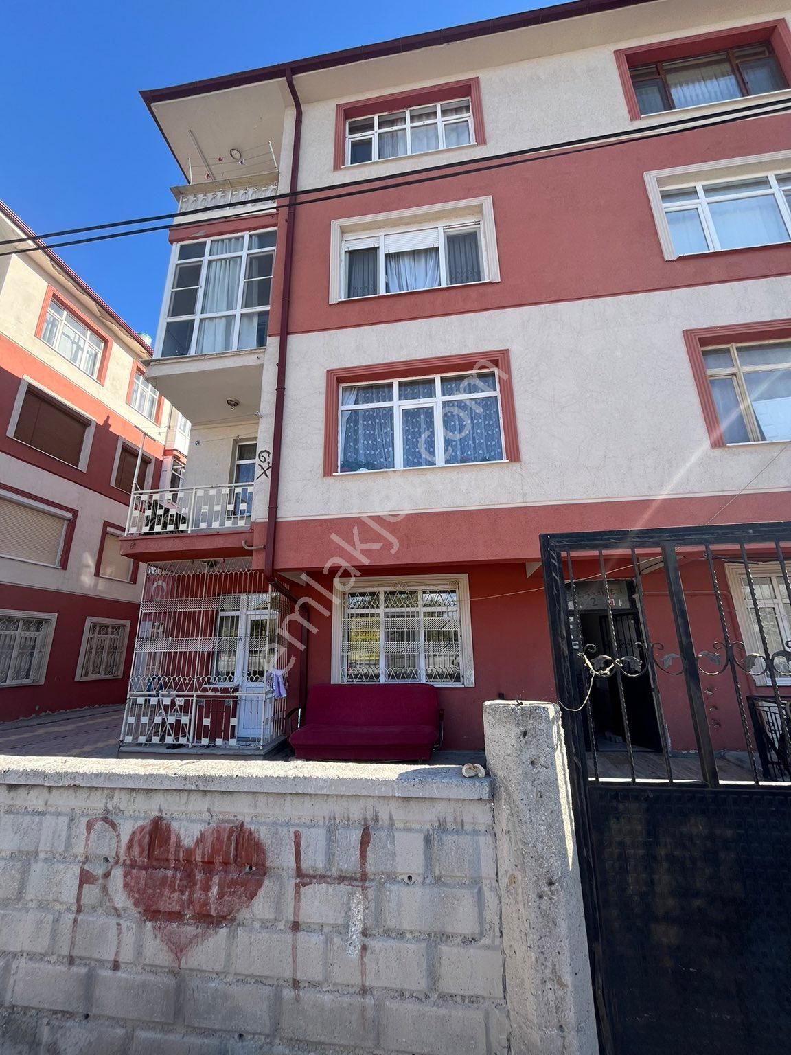 Selçuklu Işıklar Satılık Daire IŞIKLAR MAH SALI PAZARI YAKINI YÜKSEK GİRİŞ 2+1 SATILIK DAİRE