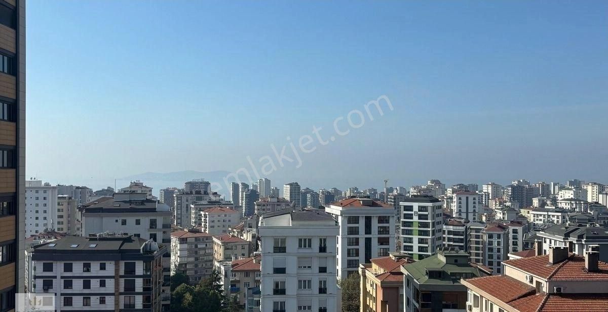 Kadıköy Kozyatağı Satılık Daire Bostancı Panoramik Deniz Manzaralı, Güvenlikli, Açık/Kapalı Otoparklı 1+1 Daire!