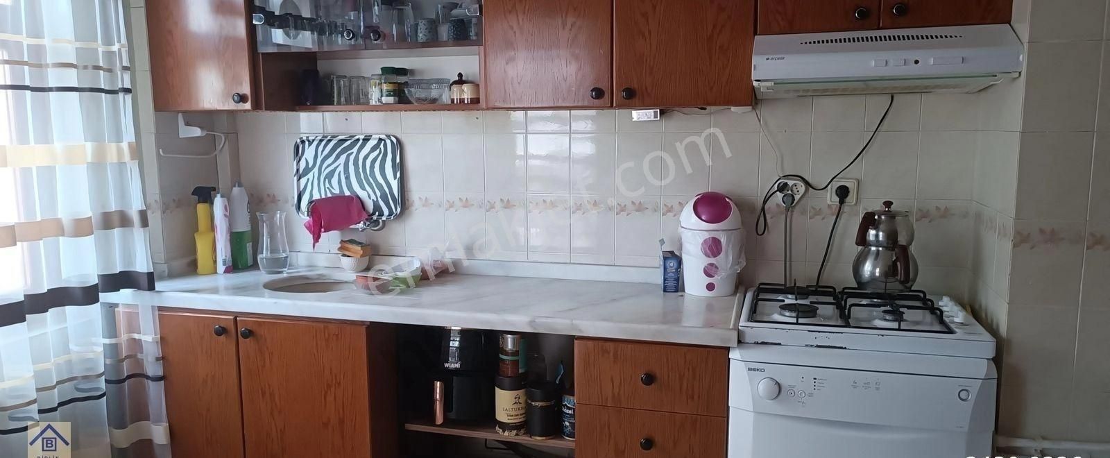 Çankaya Birlik Satılık Daire 463.CD ÜZERİ,3+1,130 M2,KOMBİLİ,2.ARAKAT,2 BALKONLU,DÜZ BÖLGEDE