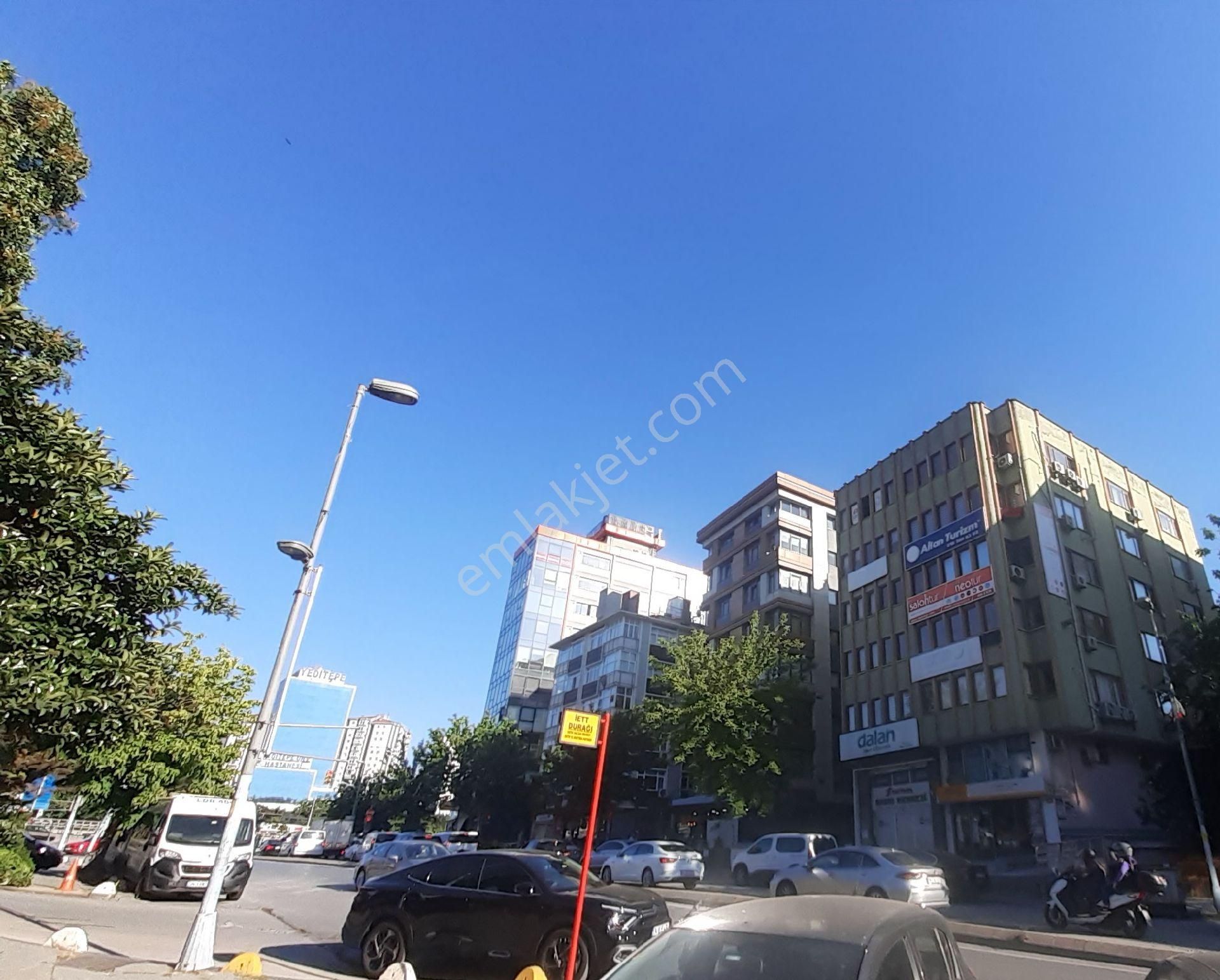 Kadıköy Kozyatağı Satılık İşhanı Katı KOZYATAĞI SATILIK 145m² OFİS KATI Yatırımcısına 