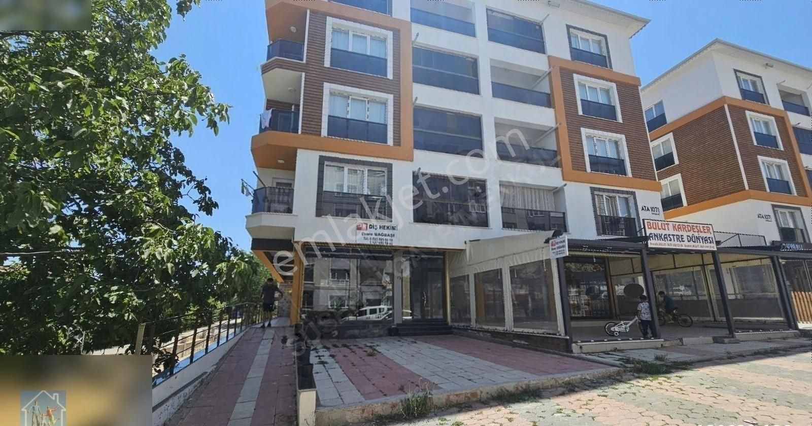 Suşehri Yalnızbağlar Satılık Daire SUŞEHRİ HASTANE YOLU ÜSTÜNDE 2+1 SATILIK DAİRE