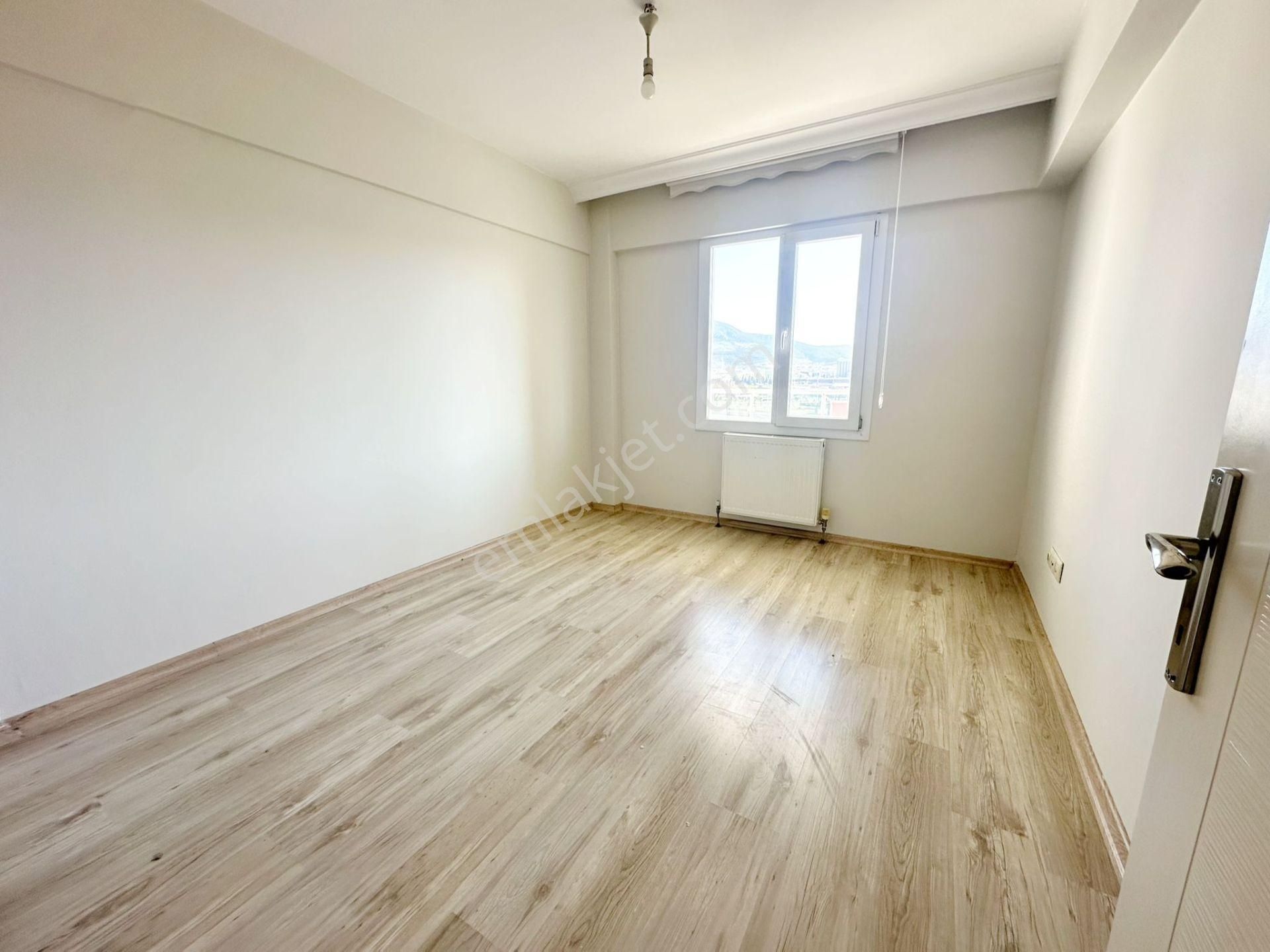 Mevlana Palmiye Evleri'nde Kiralık 1+1 Geniş Daire - Görsel 30