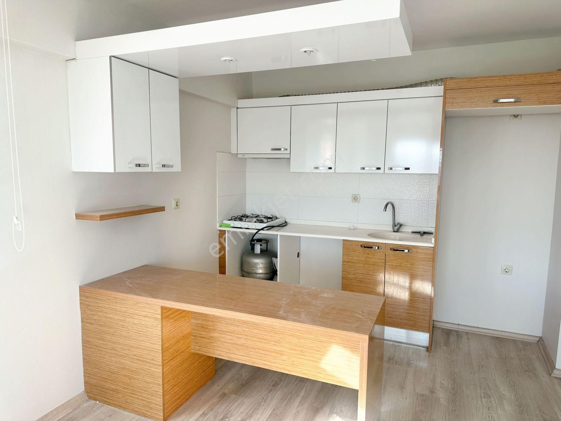 Mevlana Palmiye Evleri'nde Kiralık 1+1 Geniş Daire - Görsel 21