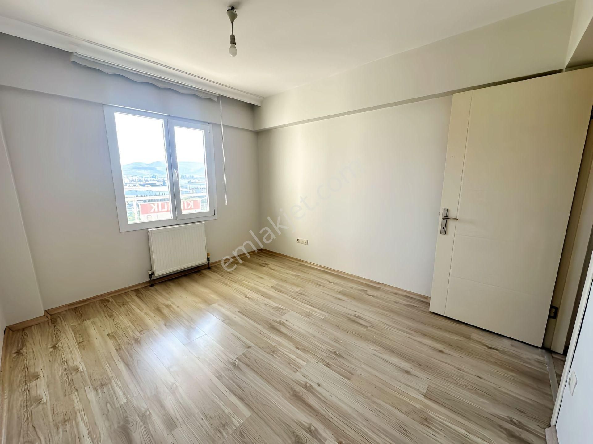 Mevlana Palmiye Evleri'nde Kiralık 1+1 Geniş Daire - Görsel 31
