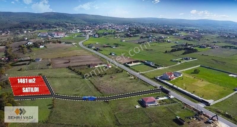 Çatalca Atatürk Satılık Tarla KÖY MERKEZİNE YÜRÜME MESAFESİNDE 1461M2 KONUMU MÜKEMMEL FIRSAT