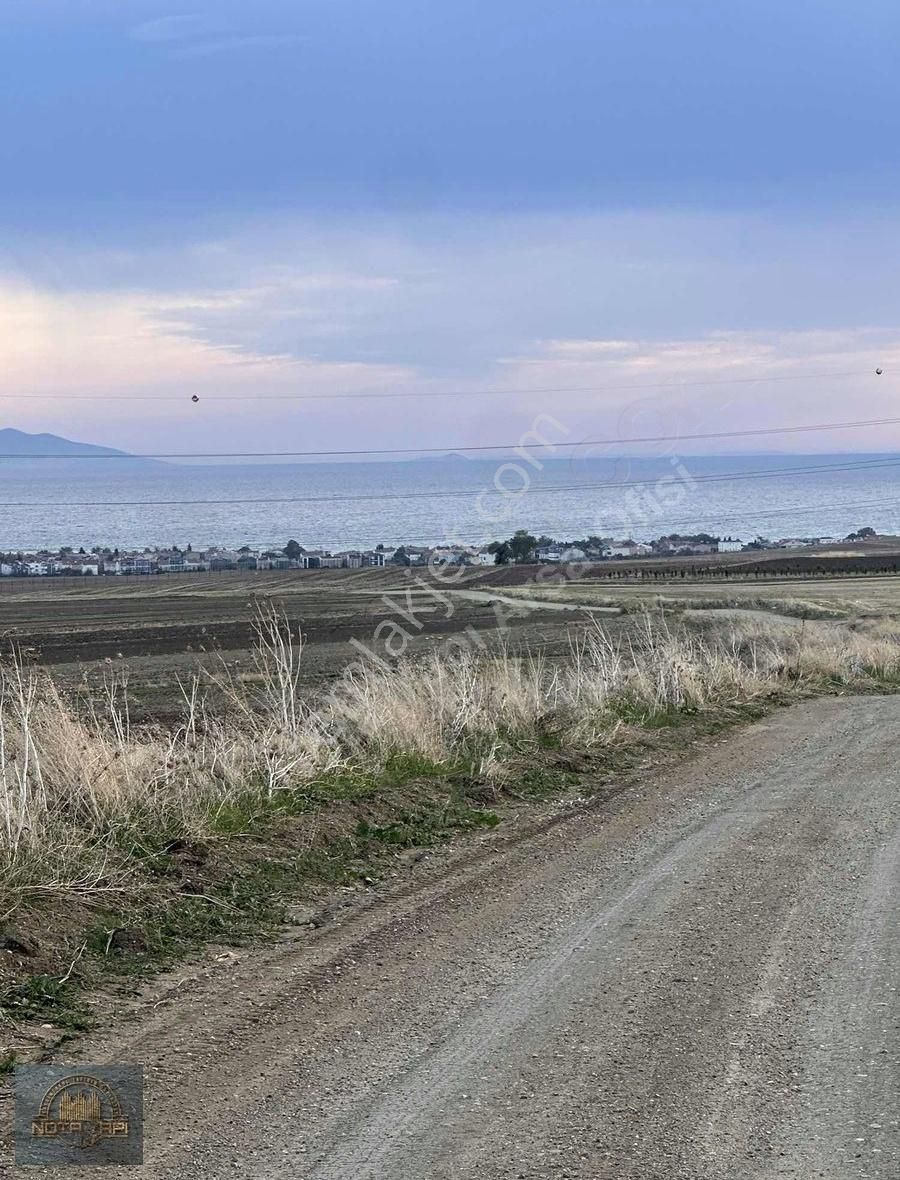 Marmaraereğlisi Çeşmeli Satılık Tarla Tepe Konumda Deniz Manzaralı 300 Mt Çaplı Arsa Fırsatı