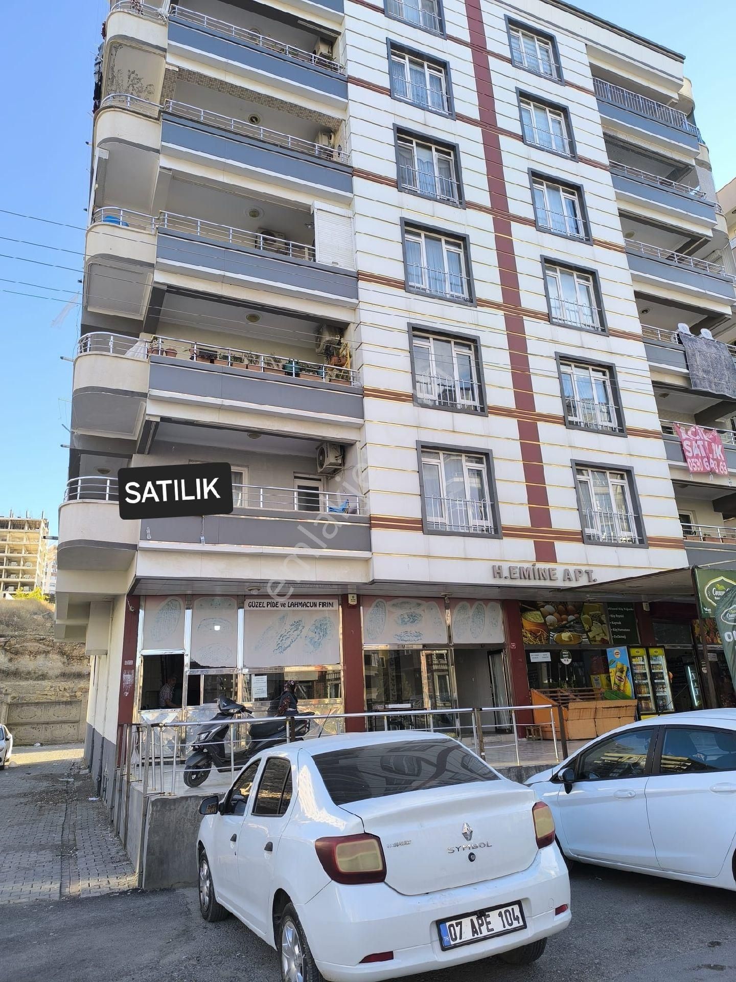 Karaköprü Narlıkuyu Satılık Daire NARLIKUYU da 4+1 oda 1.kat Full Daire