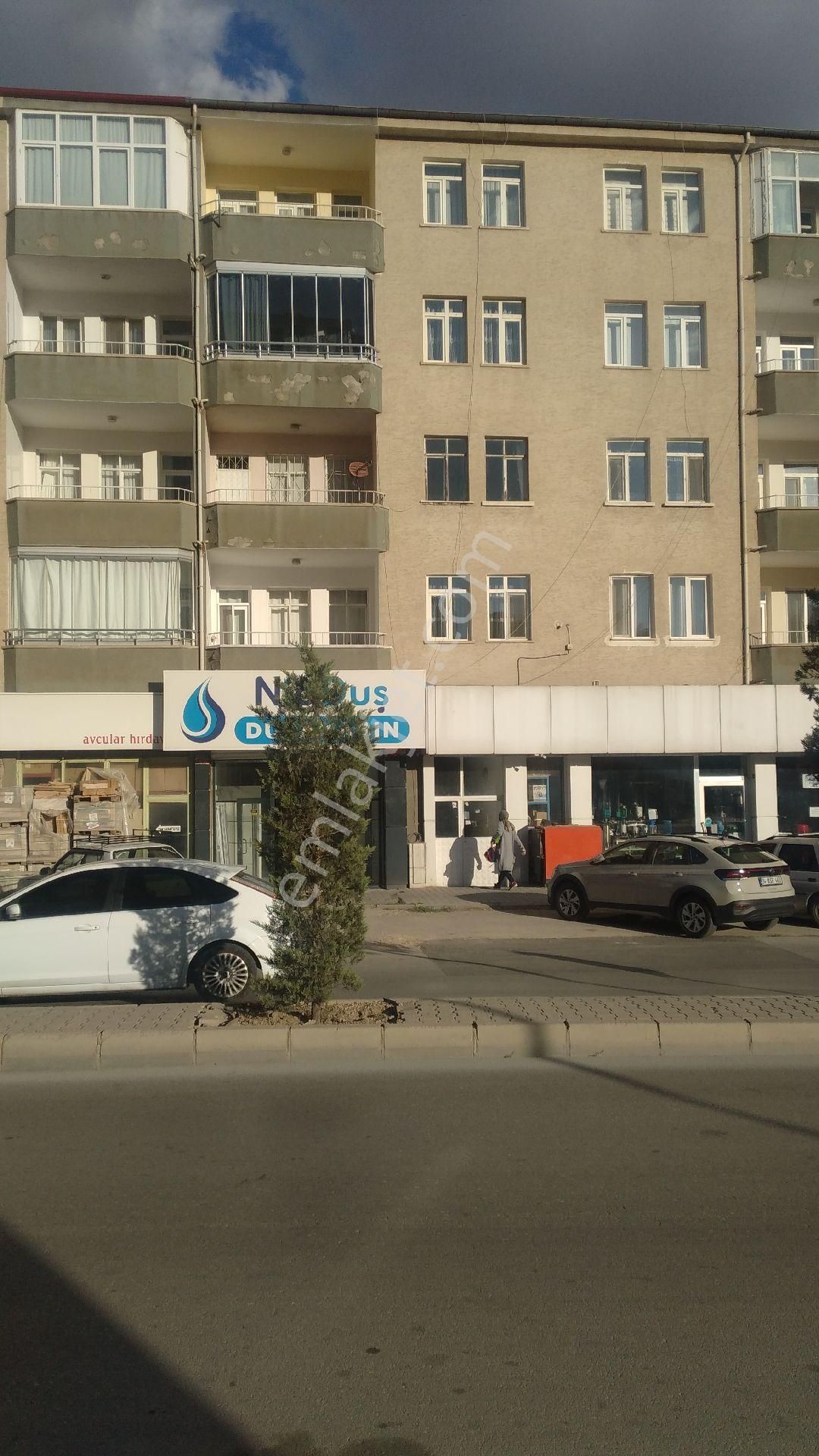 Satılık Çayır Mahallesi'nde 3 Adet Dükkan Her Birisi 100 Metrekare - Görsel 2