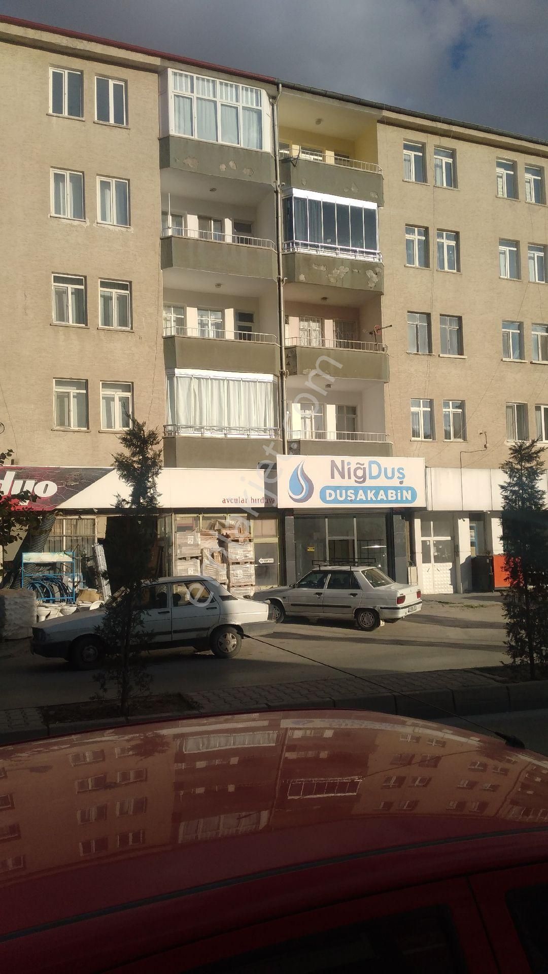 Satılık Çayır Mahallesi'nde 3 Adet Dükkan Her Birisi 100 Metrekare - Görsel 4