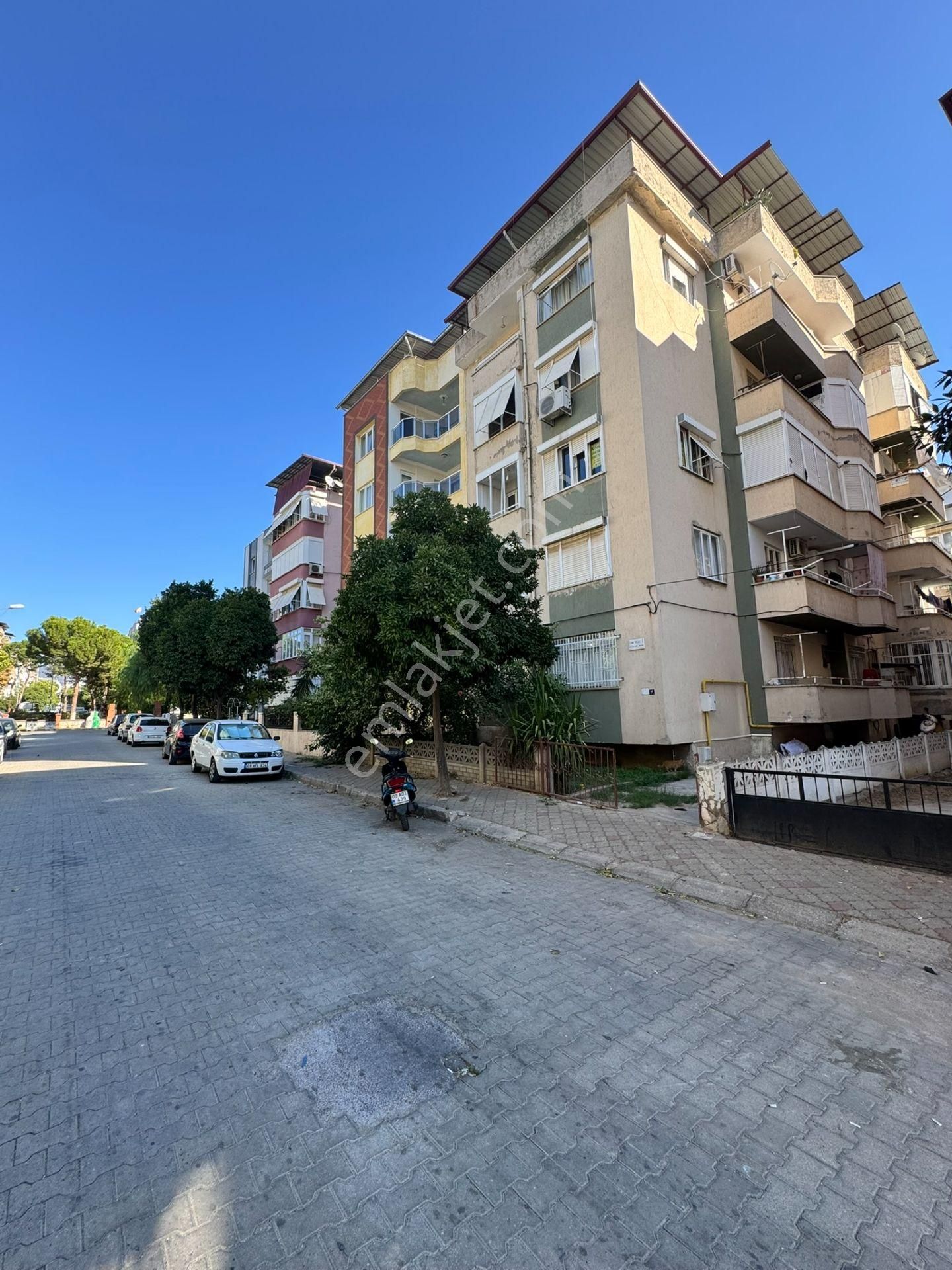 Lider'den Merkezde Arakat 3+1 Doğalgazlı Kiralık Daire