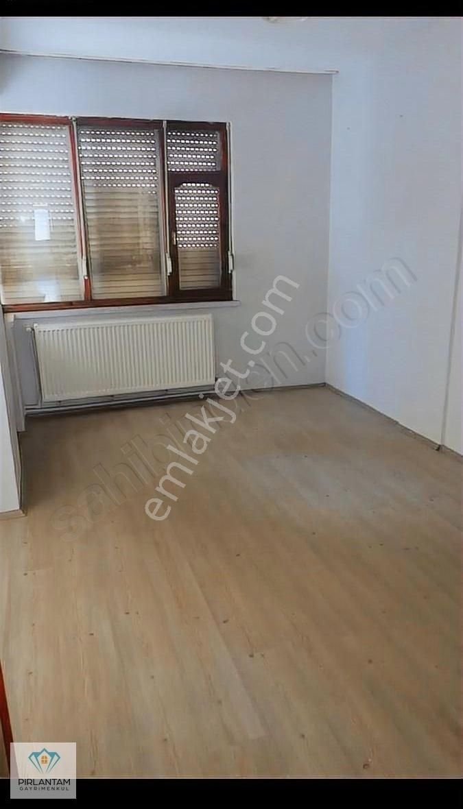 Altıeylül Kasaplar Kiralık Daire Balıkesir Altıeylül Kasaplar MH NEF yakını eşyasız 2+1 arakat