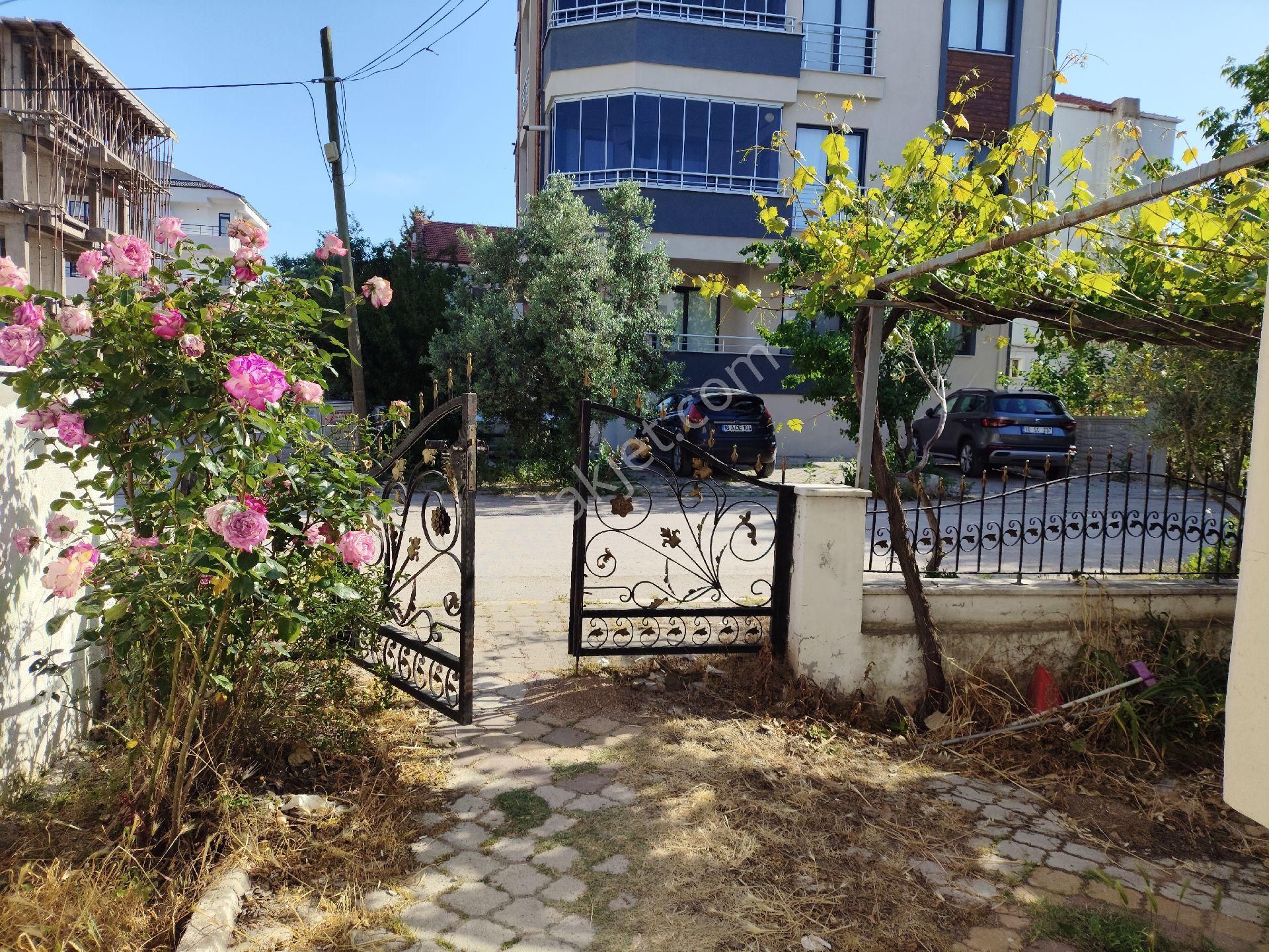 Balıkesir Altıeylül Abonmenlik Açık Gop Mh Eşyalı 2+0 Arakat