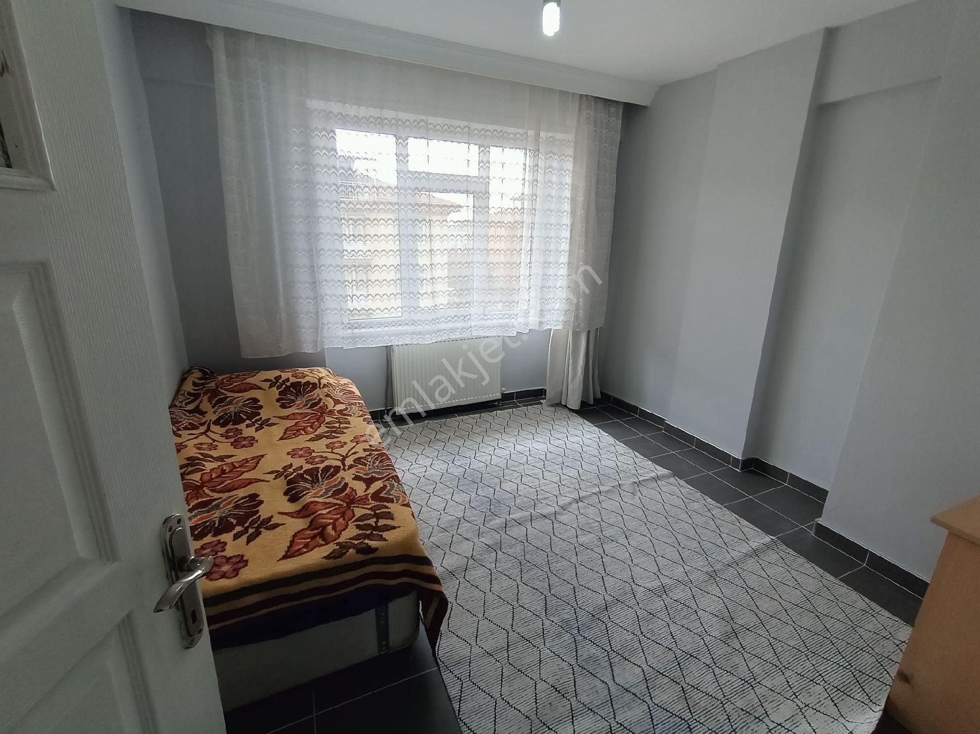 Kütahya Merkez Alipaşa Kiralık Daire Atatürk Bulvarı Arkası 3 Odalı Apart Daire