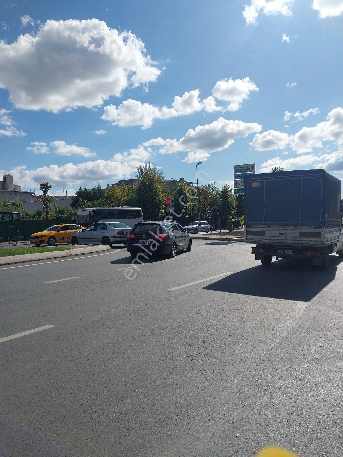 Bahçelievler Kocasinan Merkez Satılık Daire Bahçelievler Kocasinan Merkez Mahallesi Kemal Sunal Caddesi üzerinde 2+1 yatırımlık satılık daire