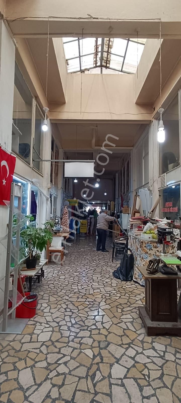 Odunpazarı Deliklitaş Kiralık Atölye  HAMAM YOLUNDA ÇARŞIDA KİRALIK DÜKKAN