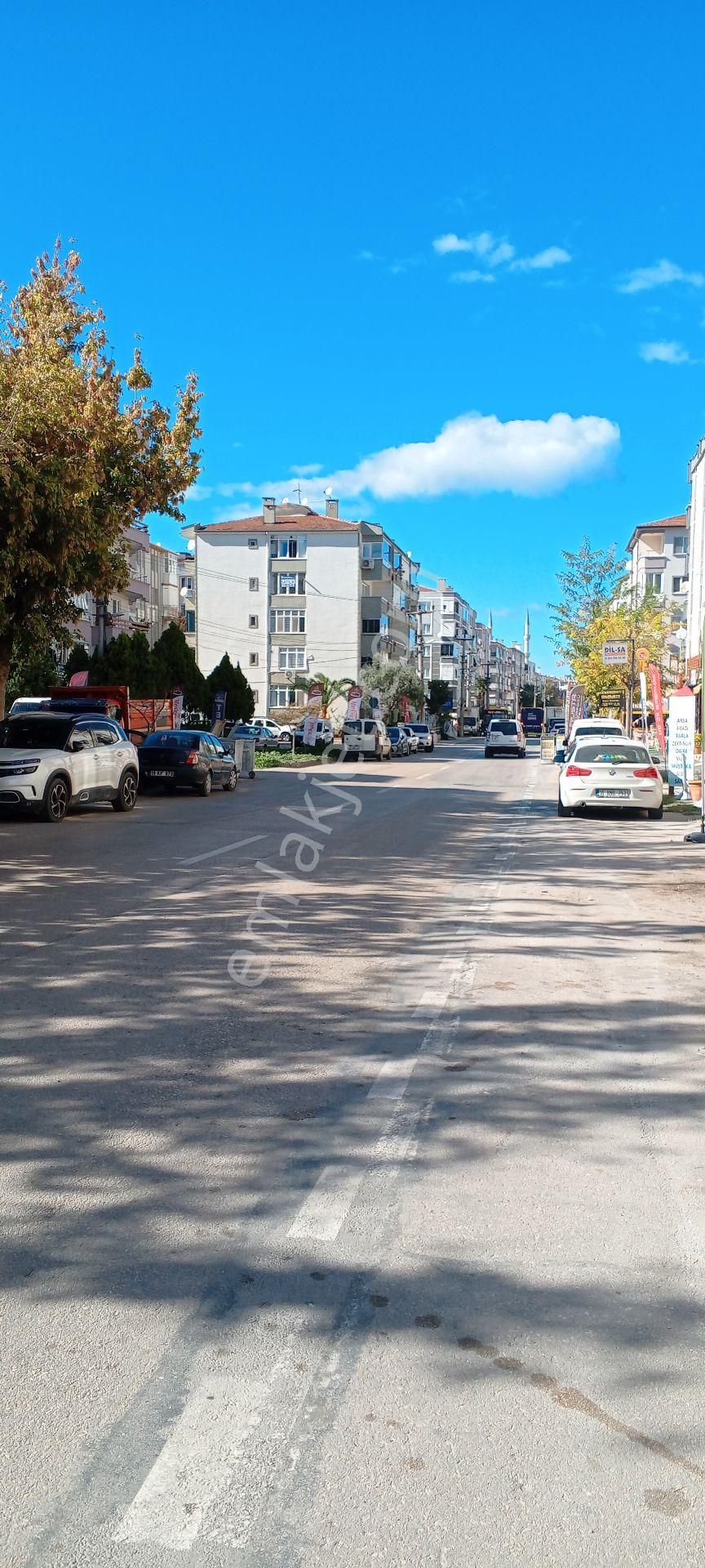 Mudanya Güzelyalı Yalı Kiralık Dükkan & Mağaza Bursa Mudanya Yalı Mahallesinde Cadde Üzerinde Satılık Dükkan