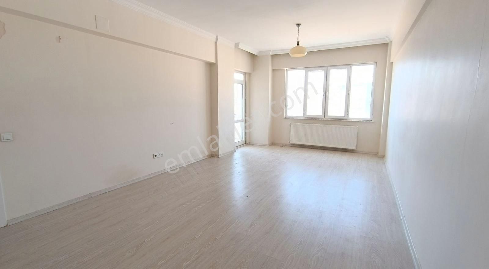 Şahinbey Beştepe Kiralık Daire Onkoloji Havuzlu Güvenlikli Aile Sitesinde Kiralık 2+1 Daire