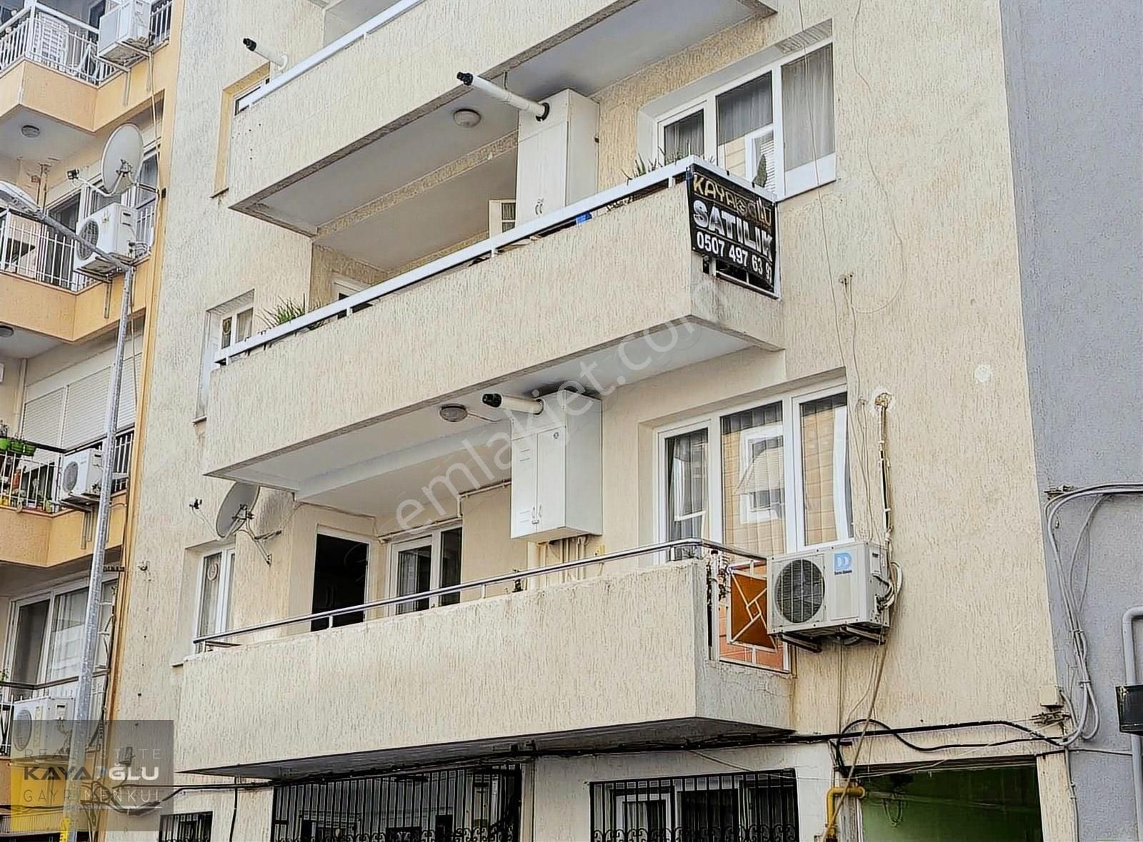 Karşıyaka Aksoy Satılık Daire KAYAOĞLUN'DAN AKSOY MERKEZDE 150 M2 3+1 KLASİK ARAKAT DAİRE