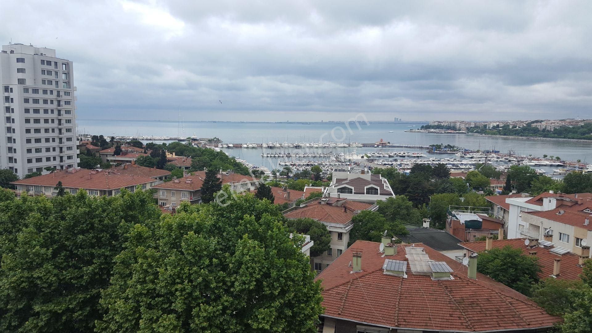 Kadıköy Fenerbahçe Satılık Daire Fenerbahçe Kalamış Marina ve Deniz Manzaralı