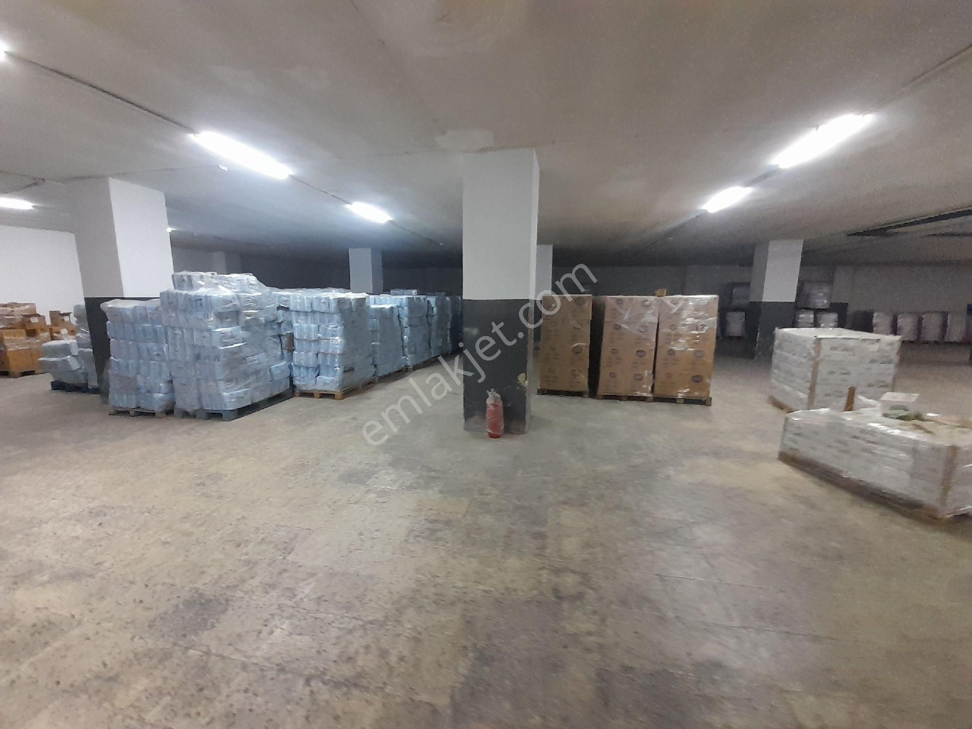 Küçükçekmece Halkalı Merkez Kiralık Depo Halkalı Basinexpres Civari Kiralik 1500m2 Giriş Depo H:3,5